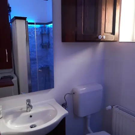 Saba Vendeghaz تابولتْسا