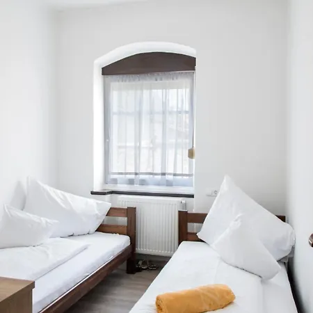 Saba Vendeghaz شقة تابولتْسا